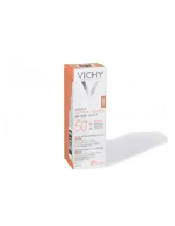 Perfumerías Coqueteo | Crema-Fluido Solar con Color Capital Soleil UV-AGE Daily SPF50